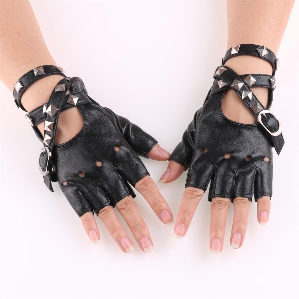 قفازات من الجلد الصناعي للقياد - مراجعة Driving Gloves Leather وسعره