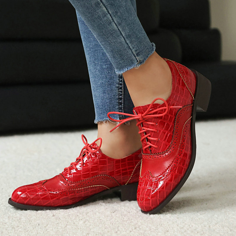 أحذية أكسفورد نسائية بنقشة حجر - مراجعة Oxford Shoes Brogue وسعره