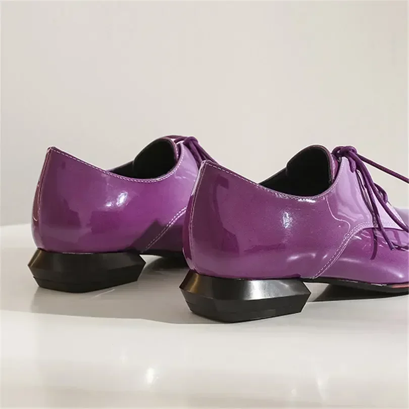 المرأة البريطانية أوكسفورد الت - مراجعة Oxford Shoes Brogue وسعره