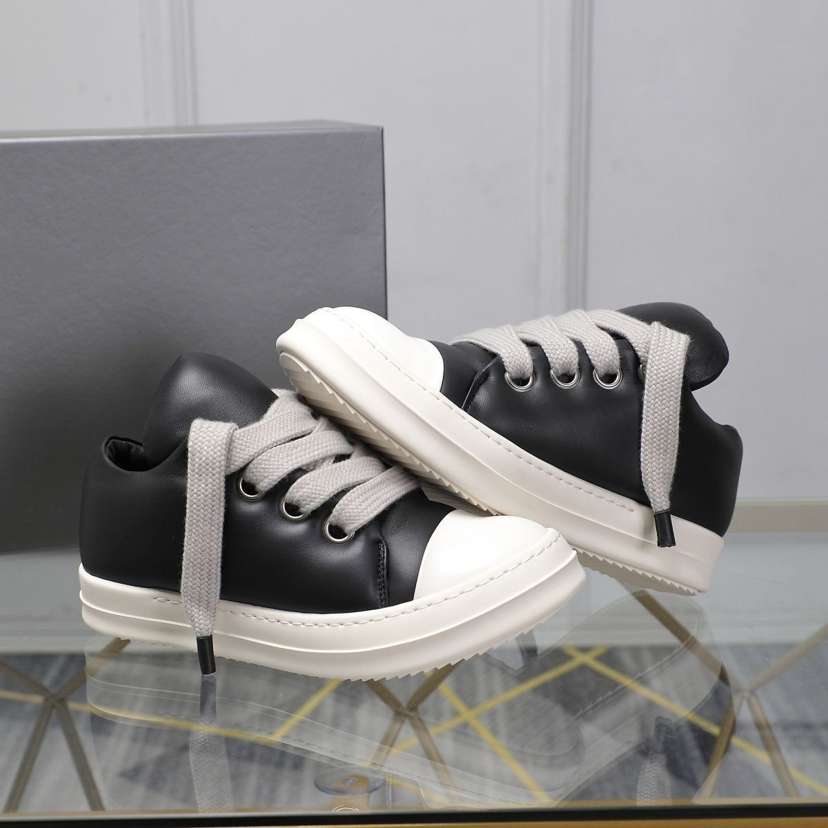 عرض خاص: أحذية رياضية فاخرة بك - مراجعة Men'S Fashion Luxury Brands وسعره
